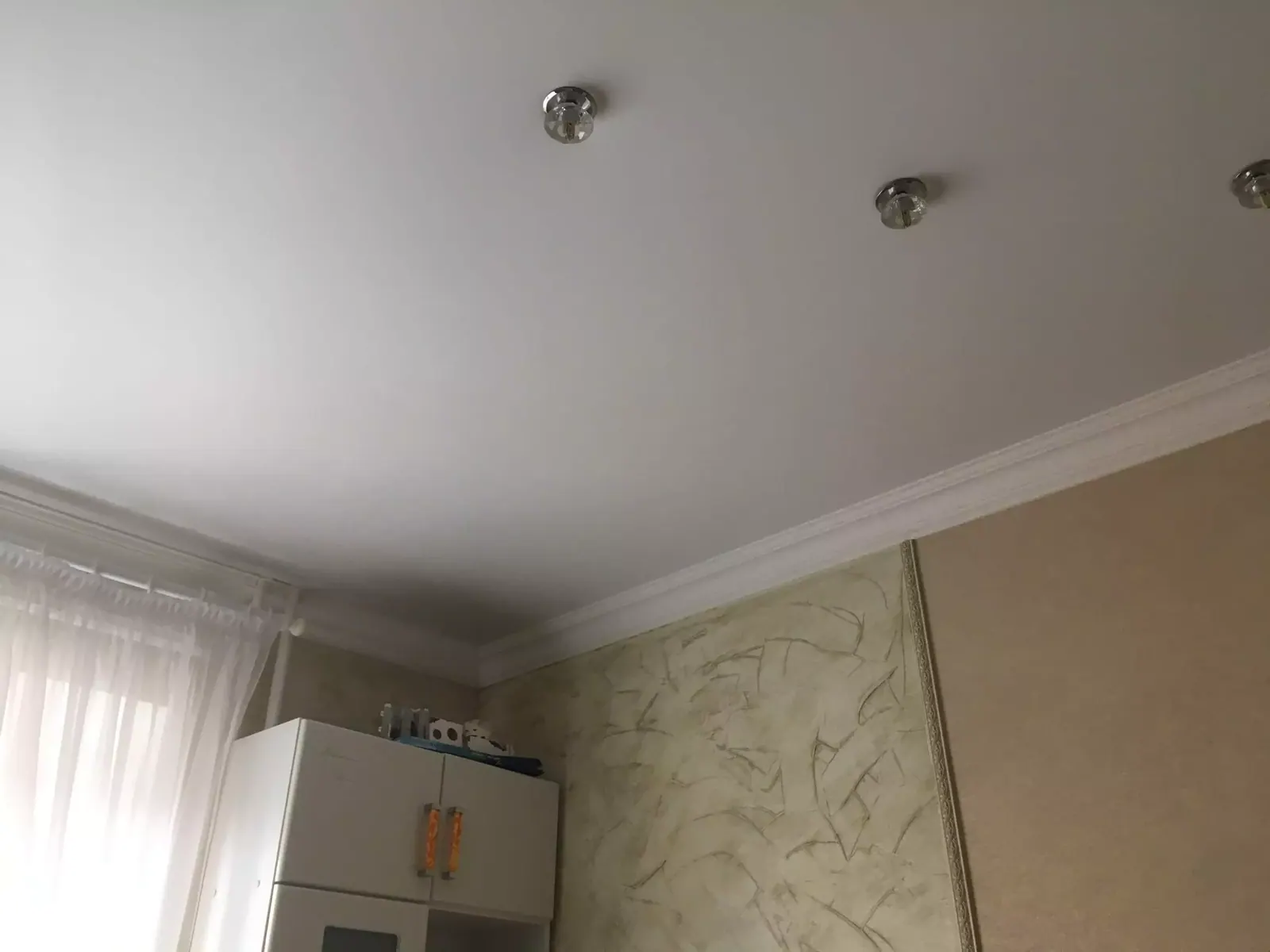 Матовый натяжной потолок в квартиру — Новомосковск, Кукунина, 9, фото 3